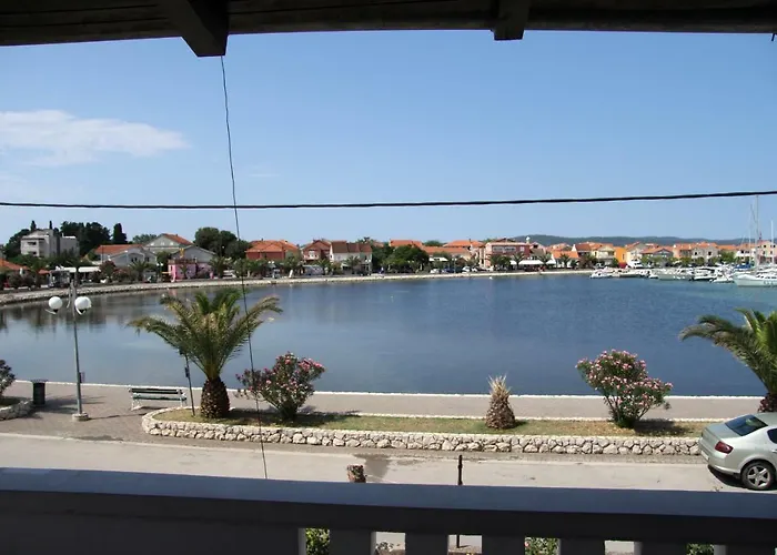 Apartmani Ana