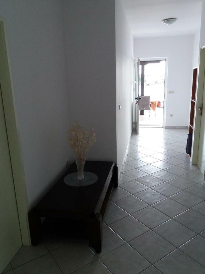 Ana Apartment *
