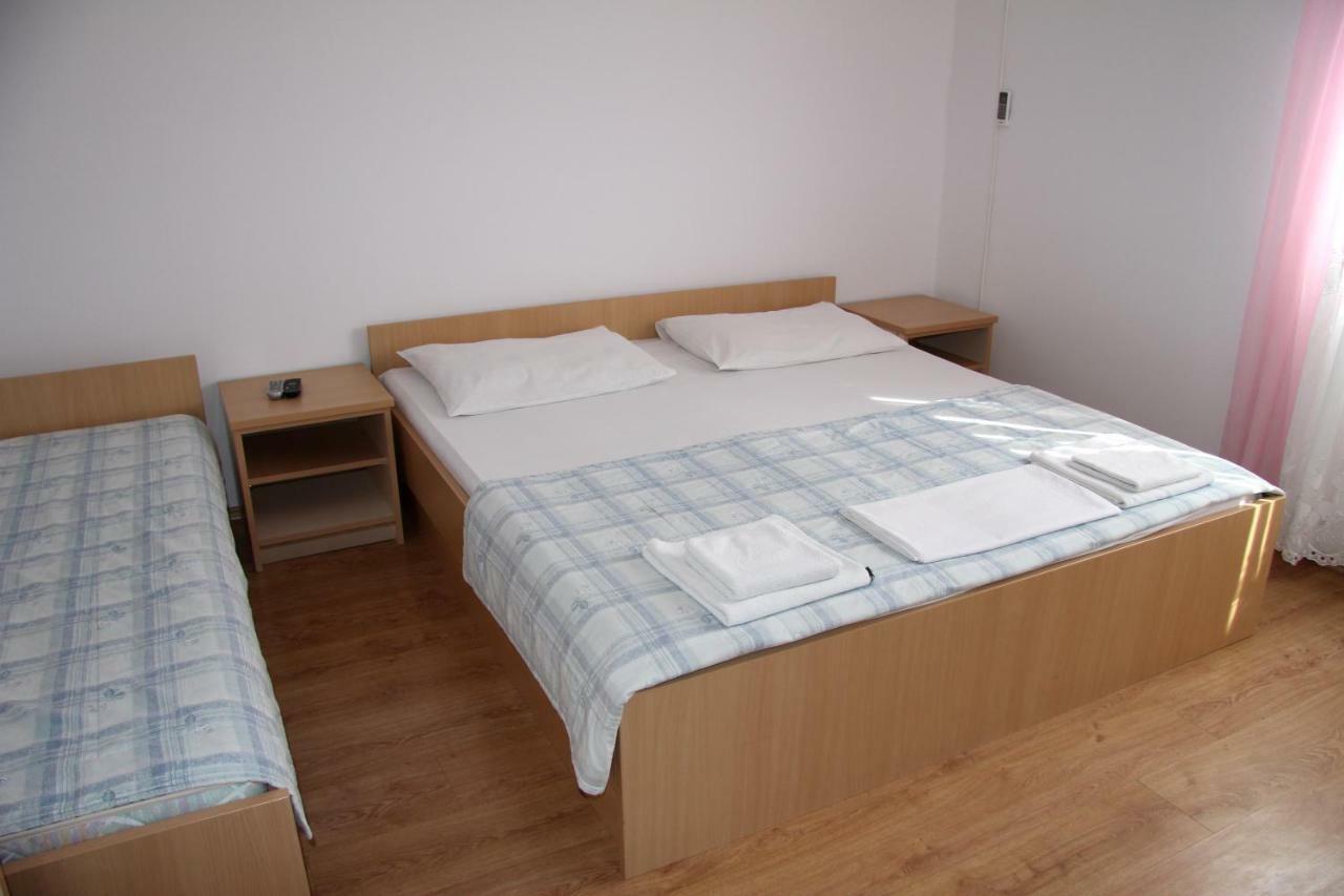 Ana Apartment *